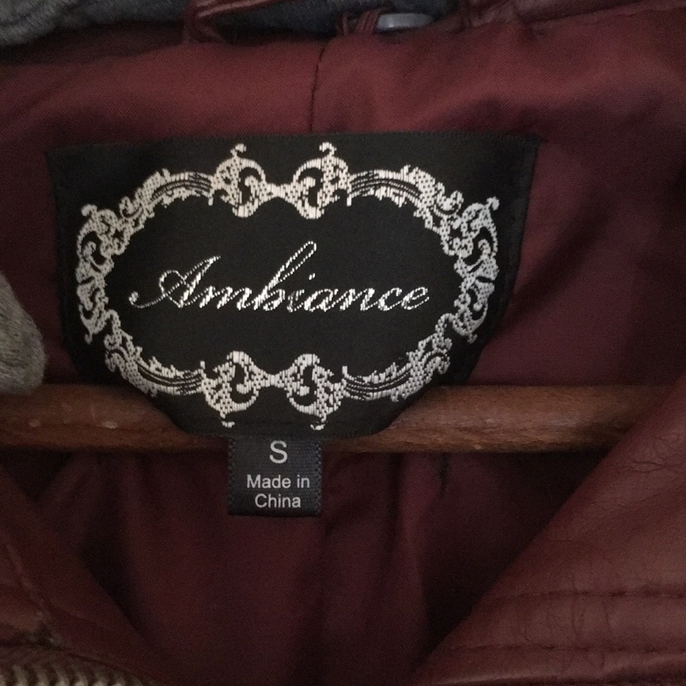 Like New Ambiance Size Small Spring/Fall Jacket - Picture 3 of 4
